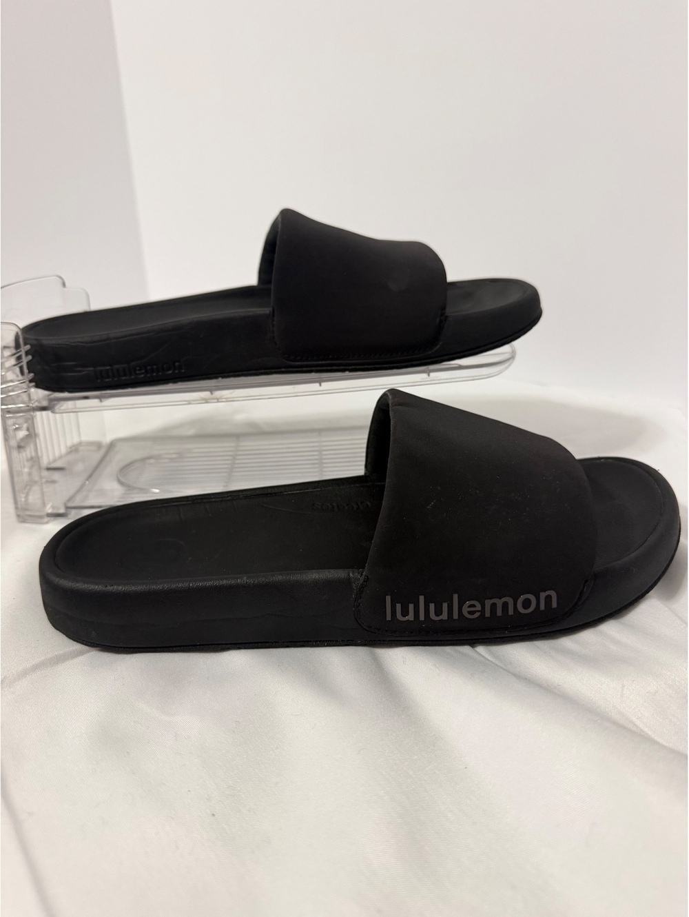 Lululemon Women's Restful Slides - Black/Graphite Grey, Size 9 - Picture 6 of 9